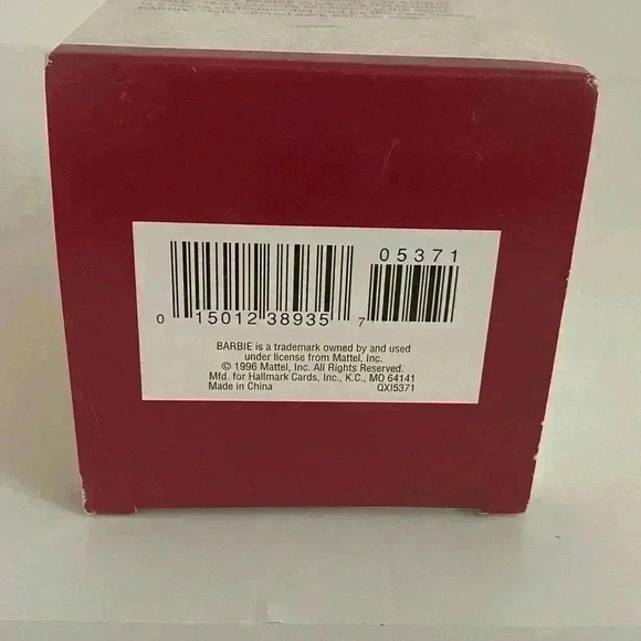 Hallmark Keepsake Ornament Holiday Barbie - Picture 6 of 13